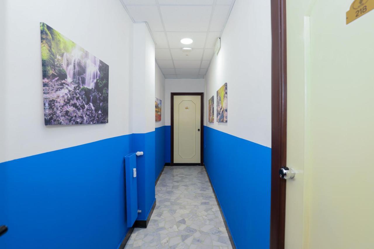 Mini hotel Генуя Экстерьер фото