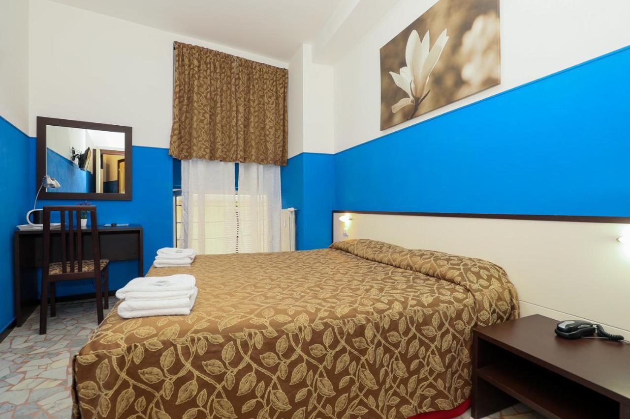 Mini hotel Генуя Экстерьер фото