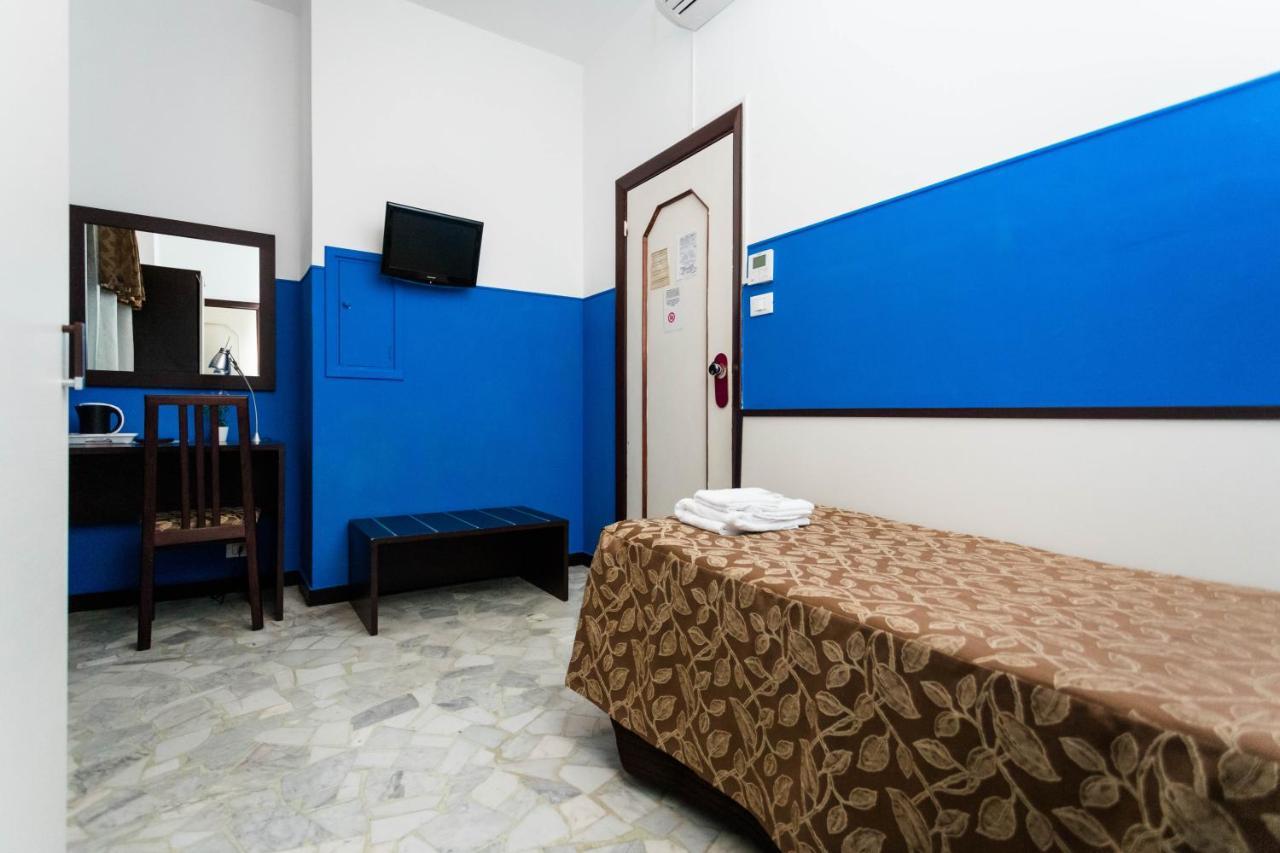 Mini hotel Генуя Экстерьер фото