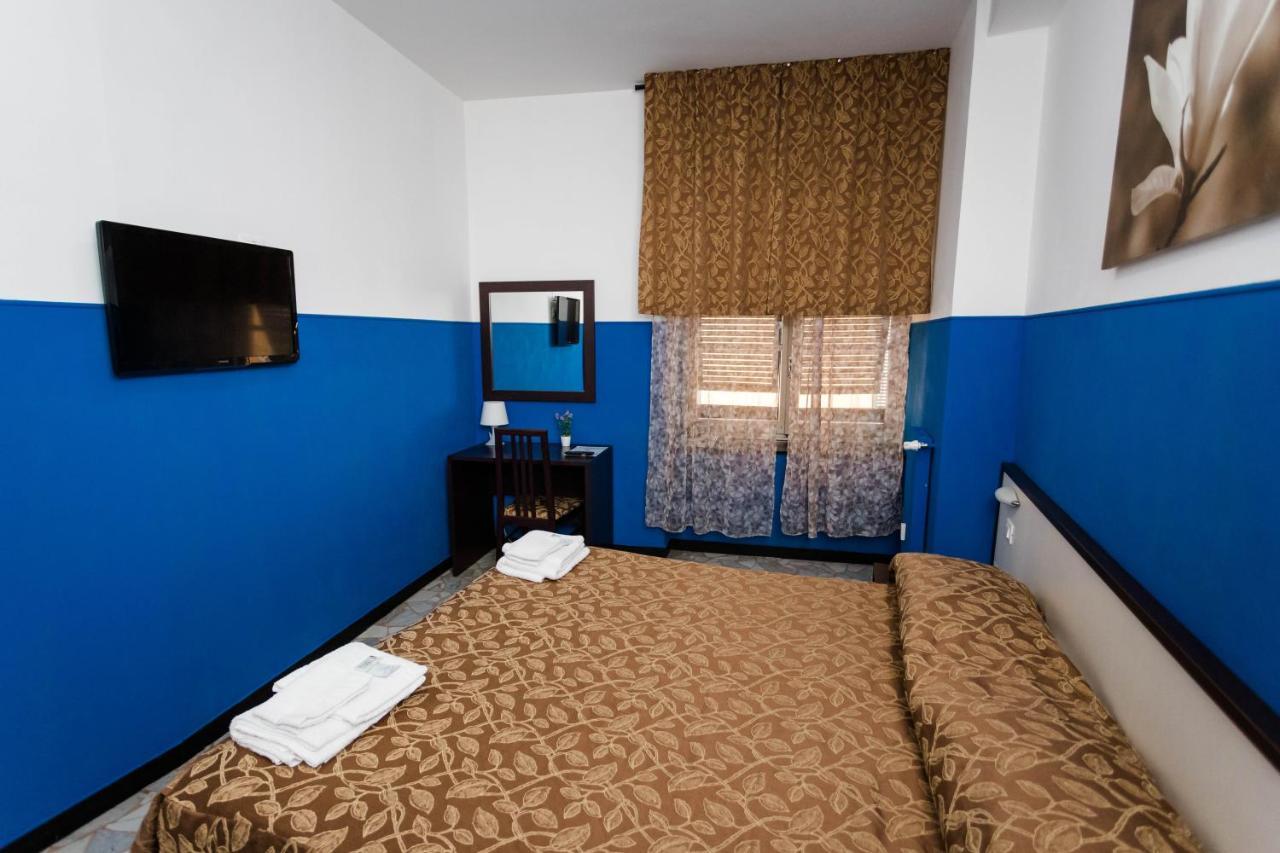 Mini hotel Генуя Экстерьер фото