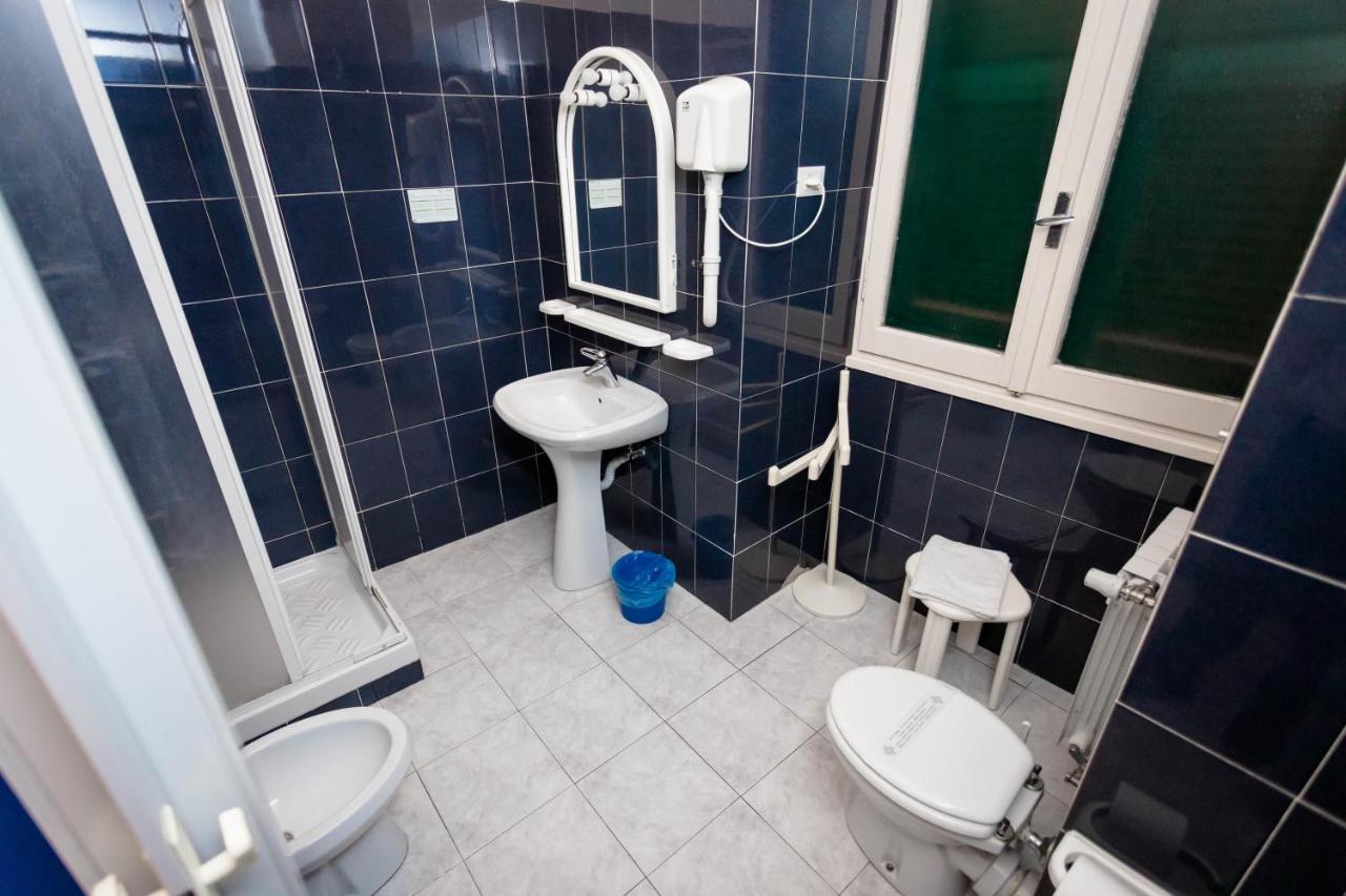 Mini hotel Генуя Экстерьер фото