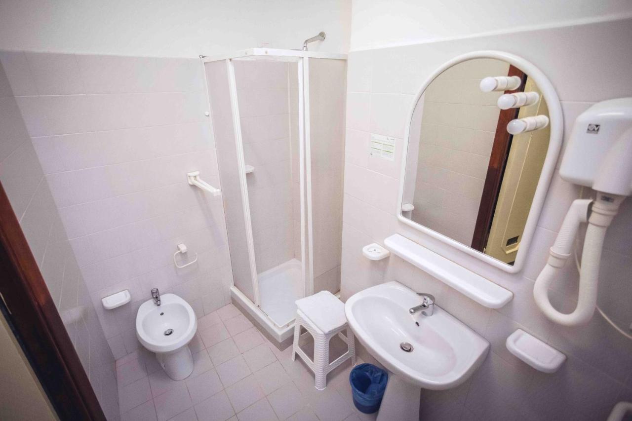 Mini hotel Генуя Экстерьер фото