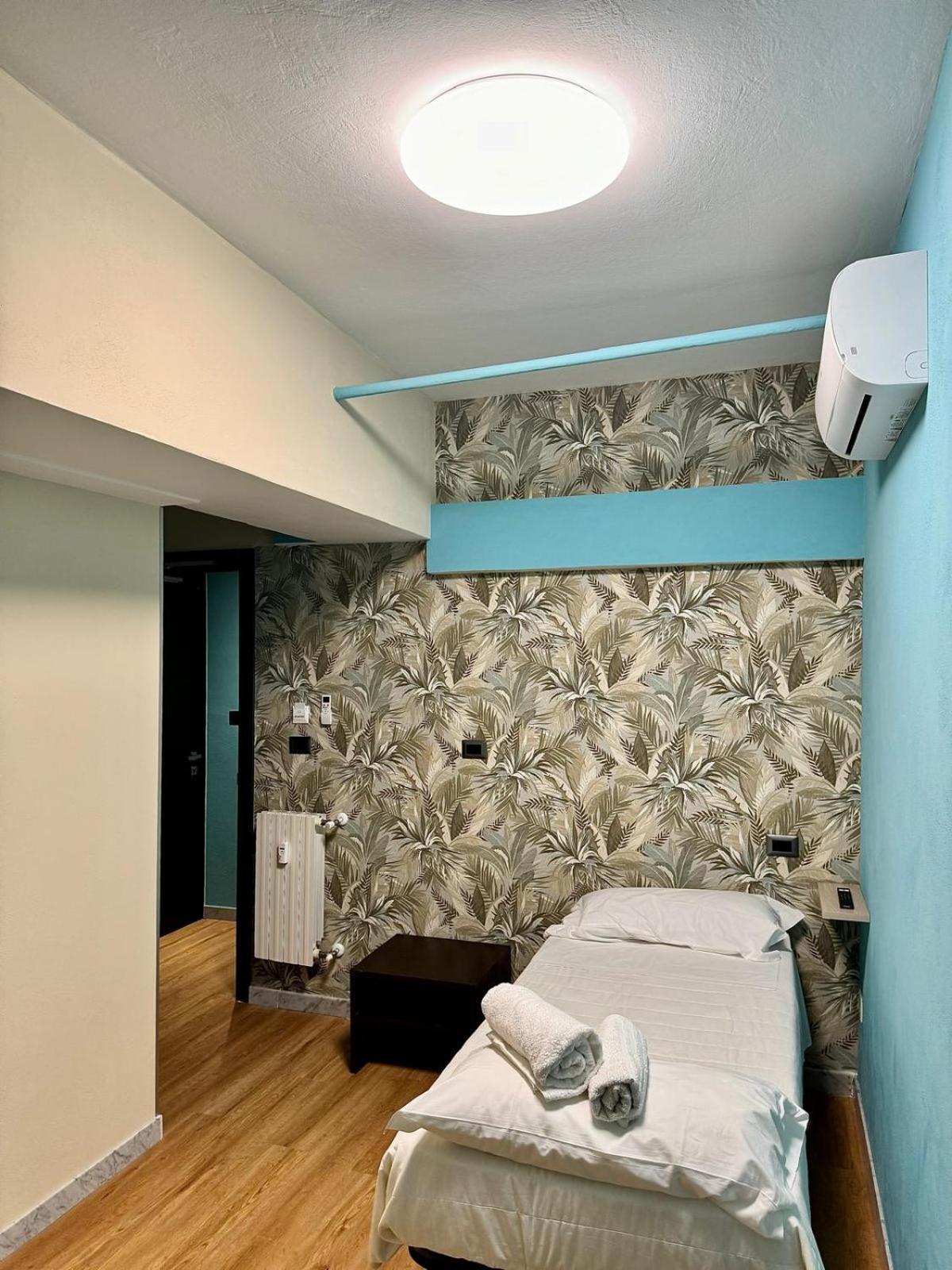 Mini hotel Генуя Экстерьер фото